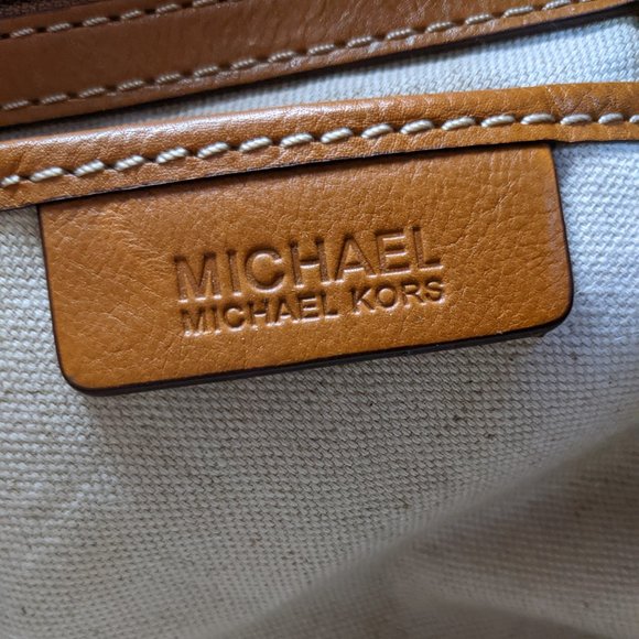 MICHAEL KORS Bedford Bag Cognac Brown Saddle Leather Organizer Pockets - Picture 5 of 15